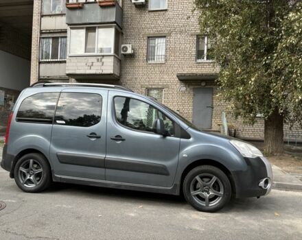 Серый Ситроен Берлинго, объемом двигателя 1.6 л и пробегом 250 тыс. км за 7500 $, фото 1 на Automoto.ua