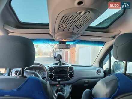 Сітроен Берлінго 2012 у Бродах на Automoto.ua Сірий Сітроен Берлінго, об'ємом двигуна 1.6 л та пробігом 216 тис. км за 7999 $, фото 1 на Automoto.ua