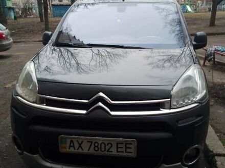 Серый Ситроен Берлинго, объемом двигателя 1.56 л и пробегом 260 тыс. км за 8000 $, фото 1 на Automoto.ua