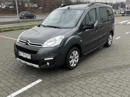 Серый Ситроен Берлинго, объемом двигателя 1.6 л и пробегом 235 тыс. км за 10300 $, фото 1 на Automoto.ua