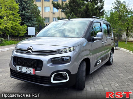 Ситроен Берлинго 2018 в Николаеве на Automoto.ua Серый Ситроен Берлинго, объемом двигателя 1.5 л и пробегом 177 тыс. км за 16500 $, фото 1 на Automoto.ua