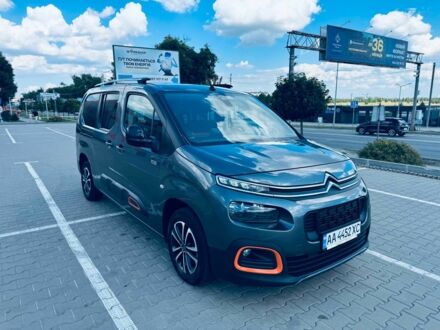 Ситроен Берлинго 2019 в Киеве на Automoto.ua Серый Ситроен Берлинго, объемом двигателя 1.5 л и пробегом 174 тыс. км за 19800 $, фото 1 на Automoto.ua