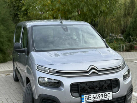 Сітроен Берлінго 2020 у Миколаєві на Automoto.ua Сірий Сітроен Берлінго, об'ємом двигуна 1.56 л та пробігом 27 тис. км за 20999 $, фото 1 на Automoto.ua
