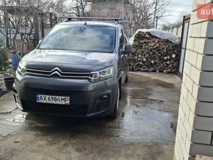 Сірий Сітроен Берлінго, об'ємом двигуна 1.5 л та пробігом 40 тис. км за 20383 $, фото 1 на Automoto.ua