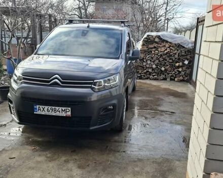 Сірий Сітроен Берлінго, об'ємом двигуна 1.5 л та пробігом 40 тис. км за 20383 $, фото 1 на Automoto.ua