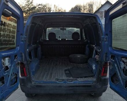 Синій Сітроен Берлінго, об'ємом двигуна 1.36 л та пробігом 300 тис. км за 2800 $, фото 6 на Automoto.ua