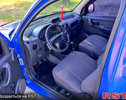 Синий Ситроен Берлинго, объемом двигателя 1.9 л и пробегом 234 тыс. км за 3900 $, фото 4 на Automoto.ua