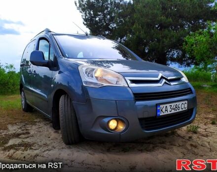 Синий Ситроен Берлинго, объемом двигателя 1.6 л и пробегом 286 тыс. км за 6000 $, фото 2 на Automoto.ua