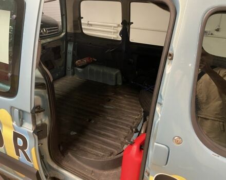 Синий Ситроен Берлинго, объемом двигателя 1.4 л и пробегом 250 тыс. км за 2500 $, фото 2 на Automoto.ua