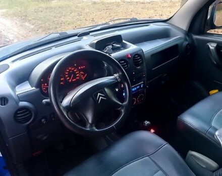 Синий Ситроен Берлинго, объемом двигателя 1.6 л и пробегом 283 тыс. км за 2250 $, фото 4 на Automoto.ua