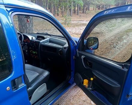 Синий Ситроен Берлинго, объемом двигателя 1.6 л и пробегом 283 тыс. км за 2250 $, фото 5 на Automoto.ua