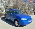 Синий Ситроен Берлинго, объемом двигателя 1.59 л и пробегом 350 тыс. км за 2200 $, фото 1 на Automoto.ua