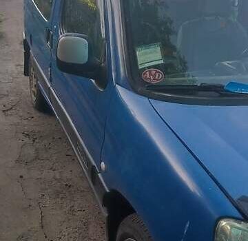 Синий Ситроен Берлинго, объемом двигателя 2 л и пробегом 340 тыс. км за 3700 $, фото 1 на Automoto.ua