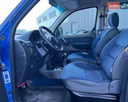 Синій Сітроен Берлінго, об'ємом двигуна 1.4 л та пробігом 203 тис. км за 4190 $, фото 29 на Automoto.ua