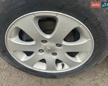 Синий Ситроен Берлинго, объемом двигателя 2 л и пробегом 197 тыс. км за 4999 $, фото 5 на Automoto.ua