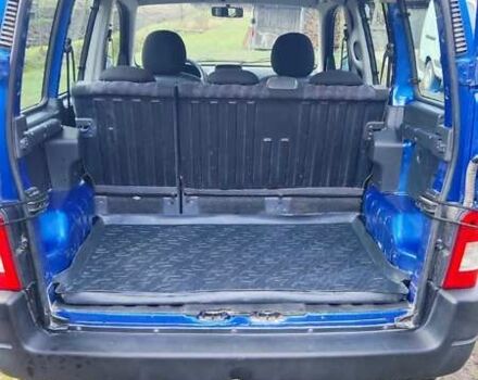 Синій Сітроен Берлінго, об'ємом двигуна 1.56 л та пробігом 275 тис. км за 4200 $, фото 7 на Automoto.ua