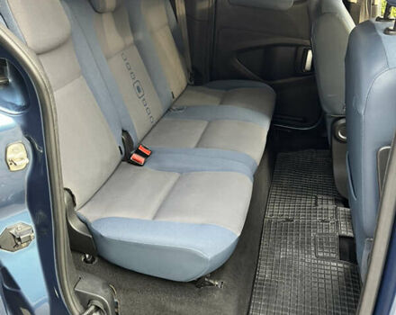 Синій Сітроен Берлінго, об'ємом двигуна 1.6 л та пробігом 240 тис. км за 6950 $, фото 9 на Automoto.ua