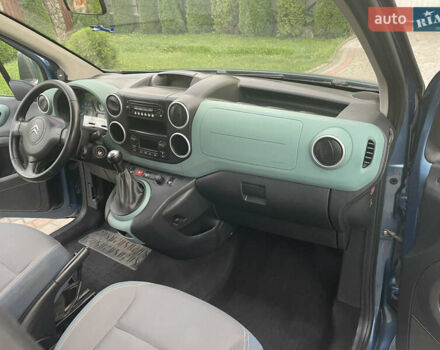 Синій Сітроен Берлінго, об'ємом двигуна 1.6 л та пробігом 240 тис. км за 6950 $, фото 20 на Automoto.ua