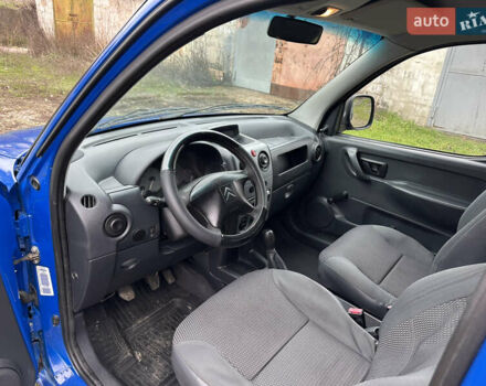 Синій Сітроен Берлінго, об'ємом двигуна 1.36 л та пробігом 220 тис. км за 3900 $, фото 7 на Automoto.ua