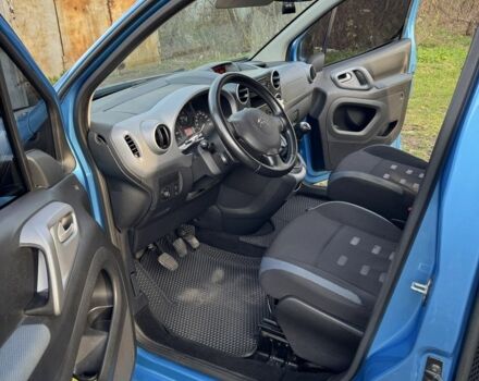 Синий Ситроен Берлинго, объемом двигателя 1.6 л и пробегом 254 тыс. км за 8800 $, фото 12 на Automoto.ua