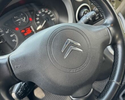 Синий Ситроен Берлинго, объемом двигателя 1.6 л и пробегом 254 тыс. км за 8800 $, фото 14 на Automoto.ua