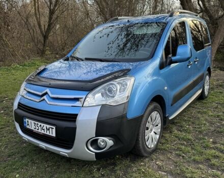 Синий Ситроен Берлинго, объемом двигателя 1.6 л и пробегом 254 тыс. км за 8800 $, фото 1 на Automoto.ua