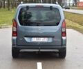 Синий Ситроен Берлинго, объемом двигателя 1.6 л и пробегом 206 тыс. км за 5800 $, фото 7 на Automoto.ua