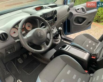 Синий Ситроен Берлинго, объемом двигателя 1.6 л и пробегом 162 тыс. км за 8800 $, фото 32 на Automoto.ua