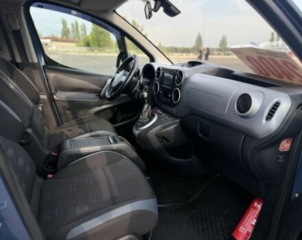 Синий Ситроен Берлинго, объемом двигателя 1.6 л и пробегом 230 тыс. км за 7900 $, фото 13 на Automoto.ua