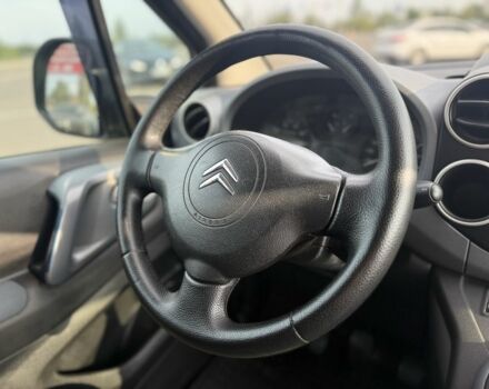 Синій Сітроен Берлінго, об'ємом двигуна 1.6 л та пробігом 230 тис. км за 7900 $, фото 17 на Automoto.ua
