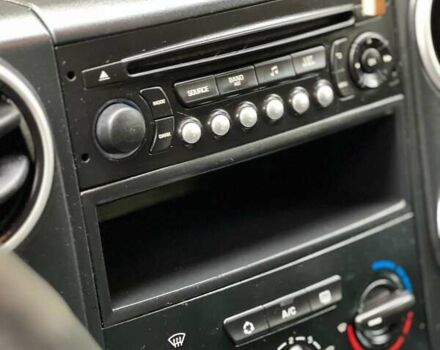 Синій Сітроен Берлінго, об'ємом двигуна 1.6 л та пробігом 202 тис. км за 7900 $, фото 23 на Automoto.ua