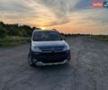 Синий Ситроен Берлинго, объемом двигателя 1.6 л и пробегом 228 тыс. км за 7700 $, фото 1 на Automoto.ua