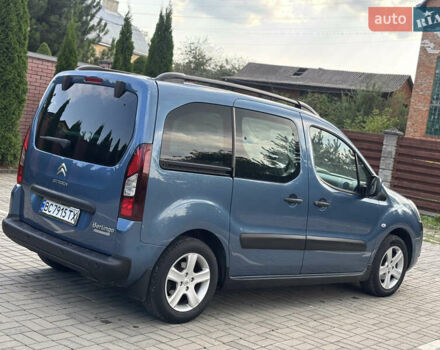 Синий Ситроен Берлинго, объемом двигателя 1.6 л и пробегом 126 тыс. км за 9800 $, фото 3 на Automoto.ua