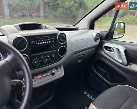 Синий Ситроен Берлинго, объемом двигателя 1.6 л и пробегом 126 тыс. км за 9800 $, фото 9 на Automoto.ua