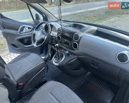 Синій Сітроен Берлінго, об'ємом двигуна 1.6 л та пробігом 283 тис. км за 9555 $, фото 30 на Automoto.ua