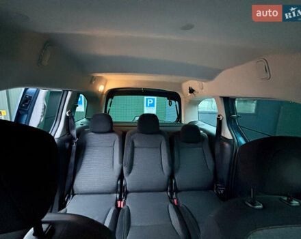 Синий Ситроен Берлинго, объемом двигателя 1.56 л и пробегом 198 тыс. км за 10500 $, фото 17 на Automoto.ua