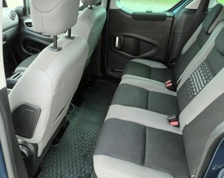 Синий Ситроен Берлинго, объемом двигателя 1.6 л и пробегом 148 тыс. км за 6700 $, фото 18 на Automoto.ua