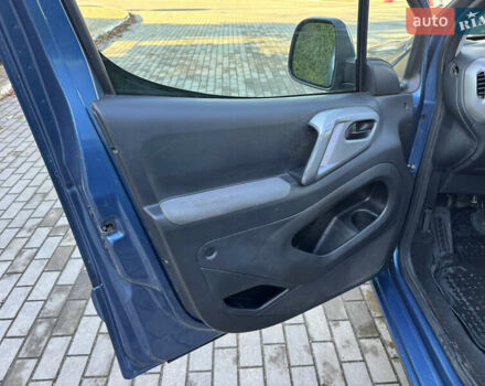 Синій Сітроен Берлінго, об'ємом двигуна 1.6 л та пробігом 187 тис. км за 9000 $, фото 11 на Automoto.ua