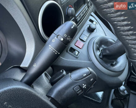 Синий Ситроен Берлинго, объемом двигателя 1.6 л и пробегом 189 тыс. км за 9500 $, фото 16 на Automoto.ua