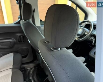 Синій Сітроен Берлінго, об'ємом двигуна 1.5 л та пробігом 143 тис. км за 19750 $, фото 133 на Automoto.ua