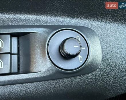 Синій Сітроен Берлінго, об'ємом двигуна 1.5 л та пробігом 143 тис. км за 19750 $, фото 82 на Automoto.ua