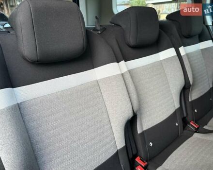 Синій Сітроен Берлінго, об'ємом двигуна 1.5 л та пробігом 143 тис. км за 19750 $, фото 132 на Automoto.ua