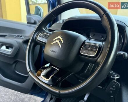 Синій Сітроен Берлінго, об'ємом двигуна 1.5 л та пробігом 143 тис. км за 19750 $, фото 77 на Automoto.ua