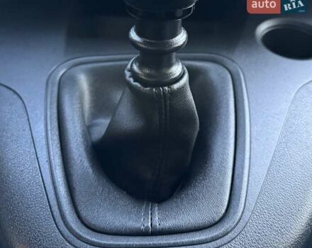 Синій Сітроен Берлінго, об'ємом двигуна 1.5 л та пробігом 143 тис. км за 19750 $, фото 108 на Automoto.ua