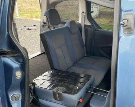 Синий Ситроен Берлинго, объемом двигателя 1.6 л и пробегом 311 тыс. км за 4500 $, фото 7 на Automoto.ua