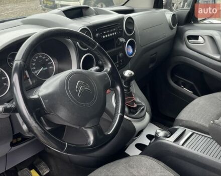 Синій Сітроен Берлінго, об'ємом двигуна 1.6 л та пробігом 198 тис. км за 10000 $, фото 3 на Automoto.ua