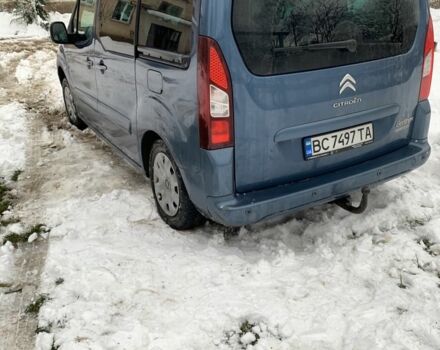 Синий Ситроен Берлинго, объемом двигателя 1.2 л и пробегом 121 тыс. км за 12500 $, фото 2 на Automoto.ua