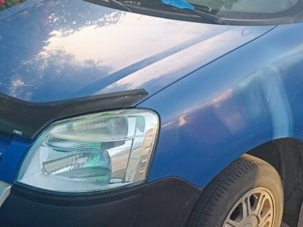 Сітроен Берлінго 2004 у Петропавлівська Борщагівка на Automoto.ua Синій Сітроен Берлінго, об'ємом двигуна 2 л та пробігом 340 тис. км за 3700 $, фото 1 на Automoto.ua