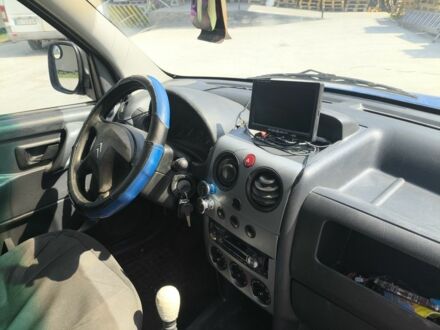 Ситроен Берлинго 2004 в Тернополе на Automoto.ua Синий Ситроен Берлинго, объемом двигателя 1.4 л и пробегом 153 тыс. км за 4200 $, фото 1 на Automoto.ua