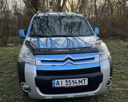 Синий Ситроен Берлинго, объемом двигателя 1.6 л и пробегом 254 тыс. км за 8800 $, фото 1 на Automoto.ua